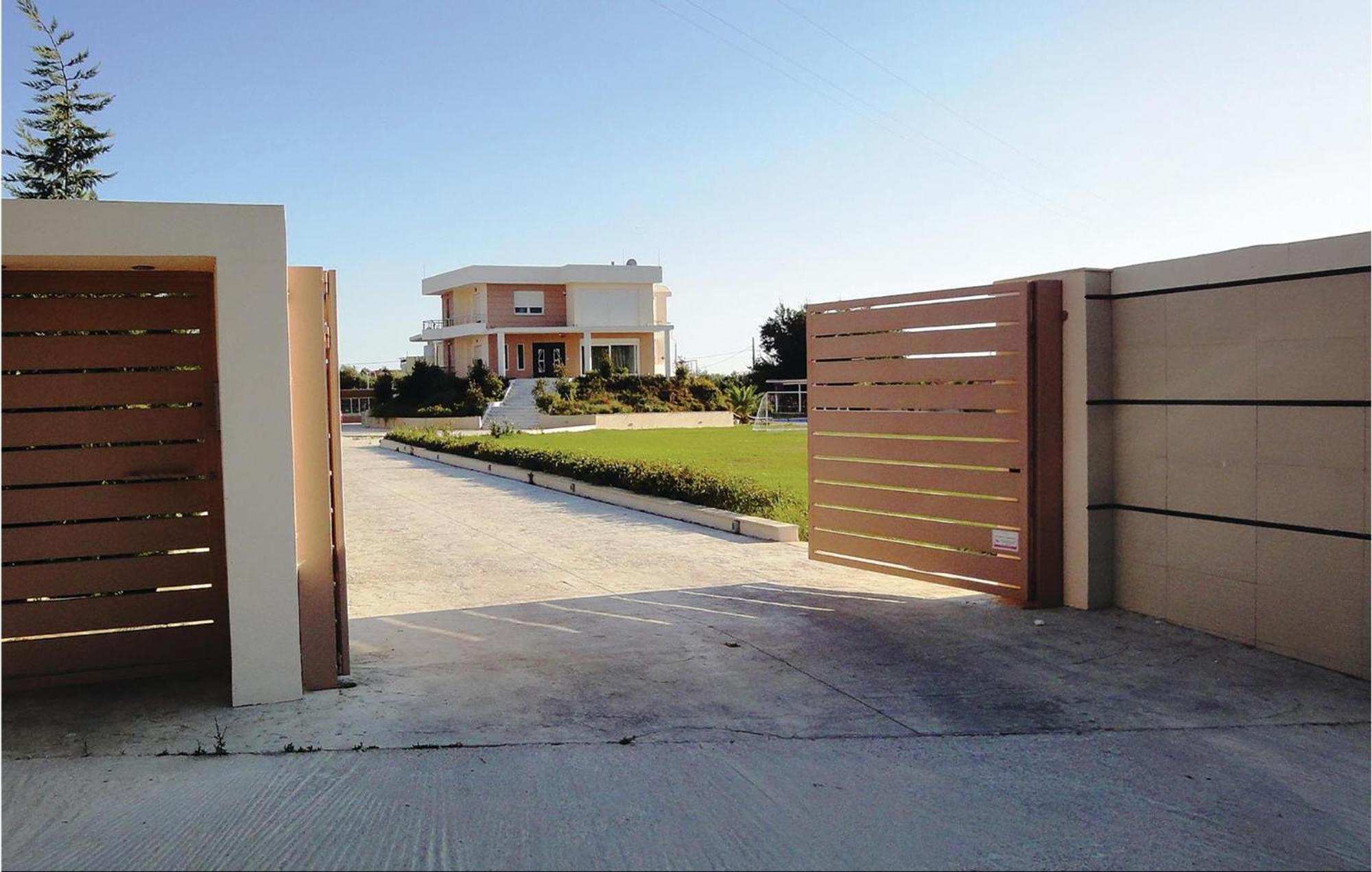 Lovely Home In Preveza With Outdoor Swimming Pool 카날리 외부 사진